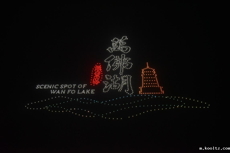 万佛湖景区：越夜越精彩，千架无人机开启霸屏模式